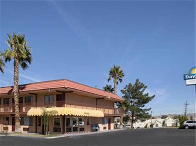 Days Inn By Wyndham Barstow Extérieur photo